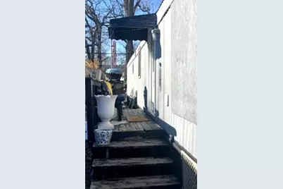 7240 107th Street W #136, Worth, IL 60482 - Photo 4