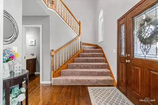 2843 Winchester Dr, Elgin, IL 60124 - Photo 2