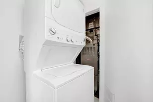 223 W Wisconsin St, Chicago, IL 60614 - Photo 24