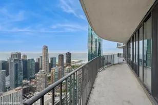 225 N Columbus Dr, Chicago, IL 60601 - Photo 18
