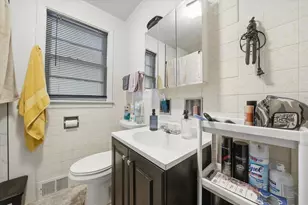 33 49th Ave, Bellwood, IL 60104 - Photo 8