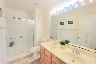 214 Gazebo Ln, Lombard, IL 60148 - Photo 8