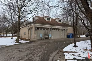 1851 Cooper Ln, Highland Park, IL 60035 - Photo 4