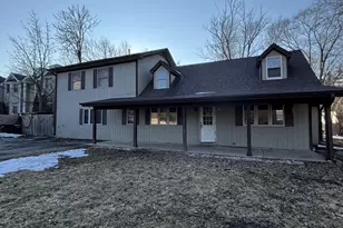 640 Pfingsten Rd, Northbrook, IL 60062 - Photo 2