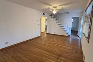 640 Pfingsten Rd, Northbrook, IL 60062 - Photo 4