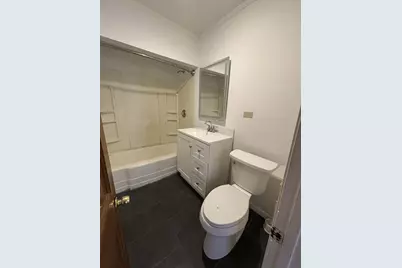 640 Pfingsten Road, Northbrook, IL 60062 - Photo 8