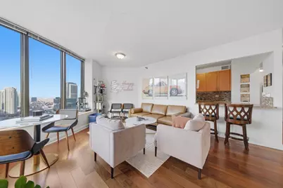 400 N Lasalle Street #2807, Chicago, IL 60654 - Photo 2