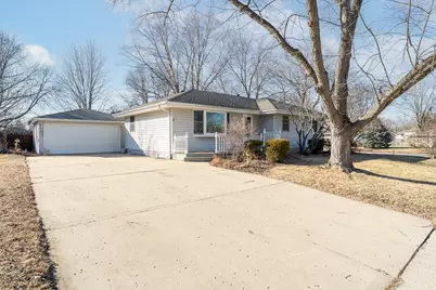 1327 Timberline Drive, Joliet, IL 60431 - Photo 4