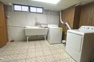 7737 Park Ave, Skokie, IL 60077 - Photo 14