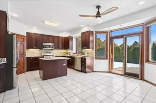 13109 W Chaplin St, Wadsworth, IL 60083 - Photo 12