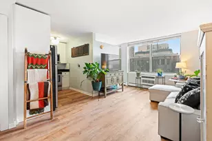 3033 N Sheridan Rd, Chicago, IL 60657 - Photo 6