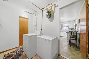 9532 S Green St, Chicago, IL 60643 - Photo 16