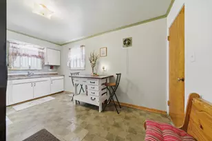 9532 S Green St, Chicago, IL 60643 - Photo 10