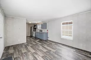 815 E Oakton St St, Des Plaines, IL 60018 - Photo 4