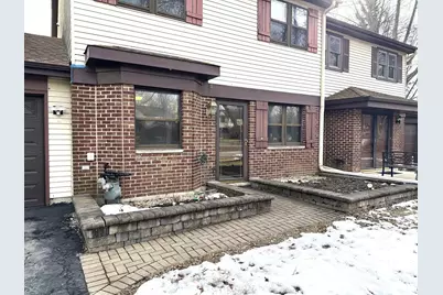 23W447 Greenbriar Drive, Naperville, IL 60540 - Photo 2