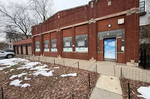 3340 N Ravenswood Ave, Chicago, IL 60657 - Photo 1