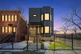 2457 W Byron St, Chicago, IL 60618 - Photo 36