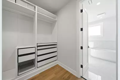 2457 W Byron Street, Chicago, IL 60618 - Photo 18