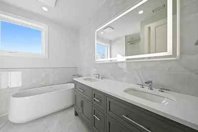 2457 W Byron Street, Chicago, IL 60618 - Photo 16