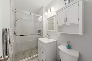 582 Glendale Ave, Glen Ellyn, IL 60137 - Photo 10