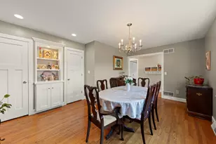 582 Glendale Ave, Glen Ellyn, IL 60137 - Photo 16