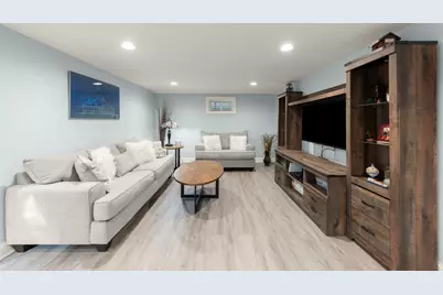 582 Glendale Avenue, Glen Ellyn, IL 60137 - Photo 18