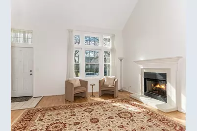 265 Commonwealth Drive, Bolingbrook, IL 60440 - Photo 4