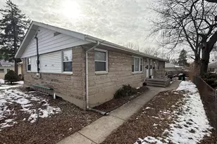 1509 East St, Lockport, IL 60441 - Photo 2