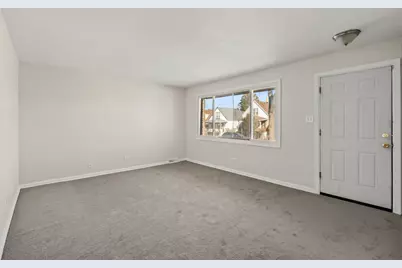 10214 S La Salle Street, Chicago, IL 60628 - Photo 2