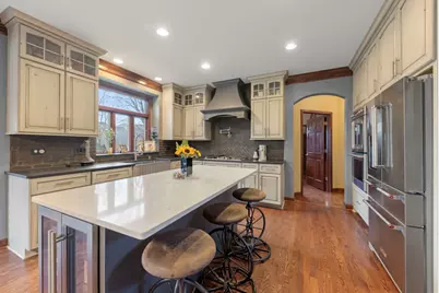 5719 Rosinweed Lane, Naperville, IL 60564 - Photo 8