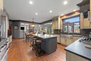 5719 Rosinweed Ln, Naperville, IL 60564 - Photo 10