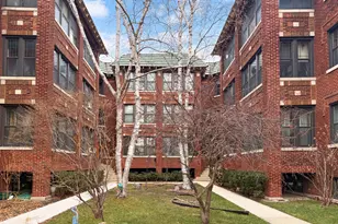 510 Madison St, Oak Park, IL 60302 - Photo 2