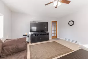 8198 Pine Ave, Downs, IL 61736 - Photo 20