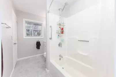 8198 Pine Avenue, Downs, IL 61736 - Photo 8