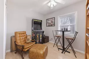 8198 Pine Ave, Downs, IL 61736 - Photo 10