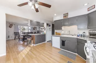 8198 Pine Ave, Downs, IL 61736 - Photo 14