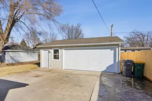 310 Mc Cameron Ave, Lockport, IL 60441 - Photo 14