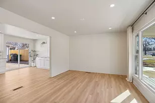 310 Mc Cameron Ave, Lockport, IL 60441 - Photo 4