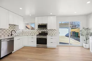 310 Mc Cameron Ave, Lockport, IL 60441 - Photo 6