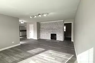 17092 Lincoln St, Hazel Crest, IL 60429 - Photo 4