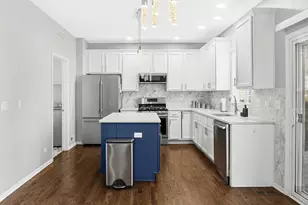 136 Lilac St, Bolingbrook, IL 60490 - Photo 2