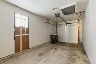 1749 Vermont Dr, Elk Grove Village, IL 60007 - Photo 20