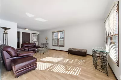 1749 Vermont Drive, Elk Grove Village, IL 60007 - Photo 8