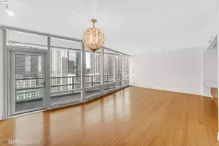 340 E Randolph St, Chicago, IL 60601 - Photo 2