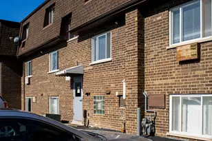 10457 Dearlove Rd, Glenview, IL 60025 - Photo 12