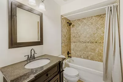 1630 Maple Lane, Elgin, IL 60123 - Photo 8