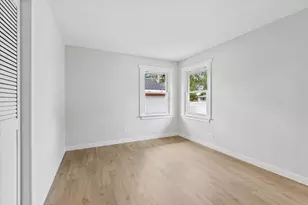 10206 S St Louis Ave, Evergreen Park, IL 60805 - Photo 20