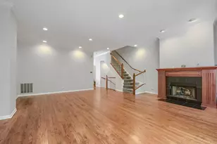 481 N Clinton St, Chicago, IL 60654 - Photo 6