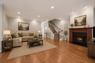 481 N Clinton St, Chicago, IL 60654 - Photo 8
