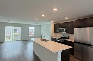 6550 Linden Trl, Wonder Lake, IL 60097 - Photo 2